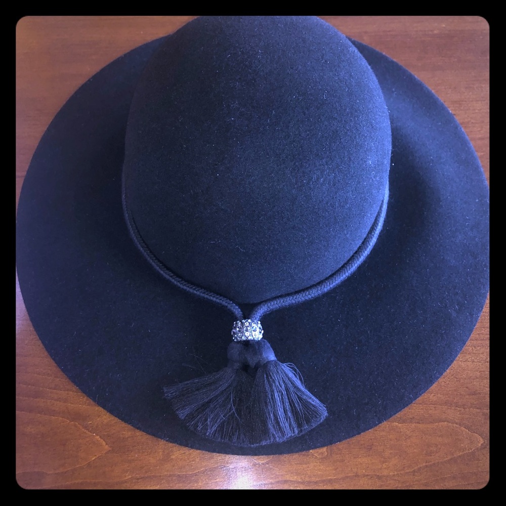 Lanvin Chapeau Capeline Pompons